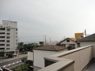 View photos from the dwelling unit. View from local (September 2013) Shooting