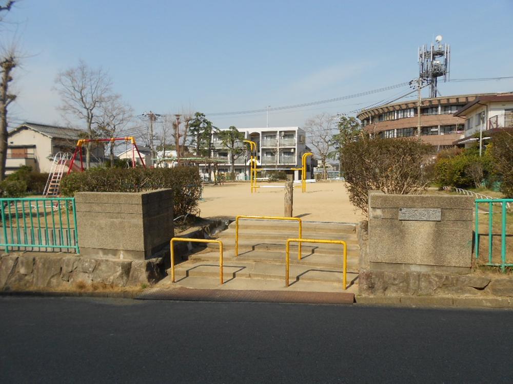 park. 120m to Chihara park