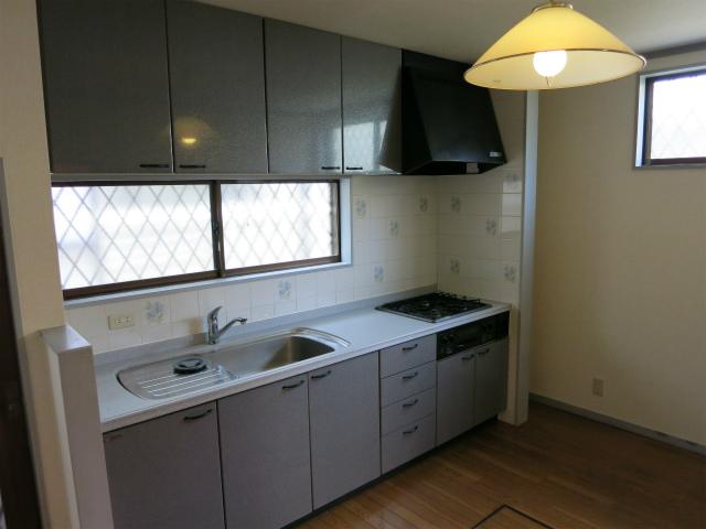 Kitchen. System kitchen (H8_nenkaiso)