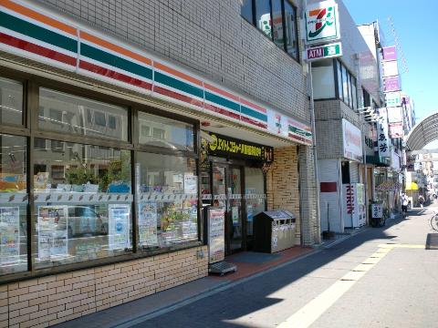 Other. Seven-Eleven Kobe Suma Hirata-cho 5-chome to (other) 106m