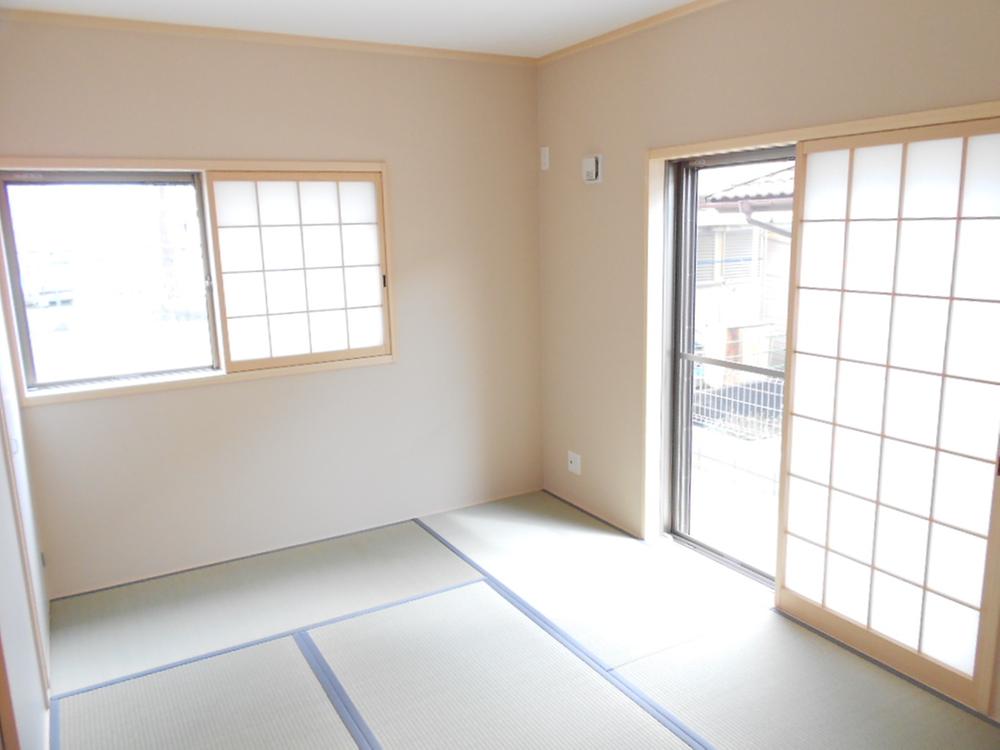 Same specifications photos (Other introspection)