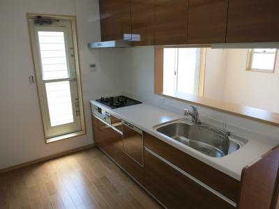 Same specifications photo (kitchen). Same specifications