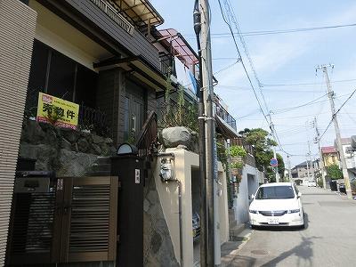 Local photos, including front road. Local (August 2013) Shooting