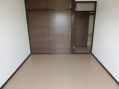 Non-living room. Room (August 2013) Shooting 2 Kaiyoshitsu