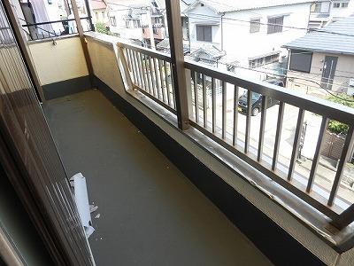 Balcony. Local (August 2013) Shooting