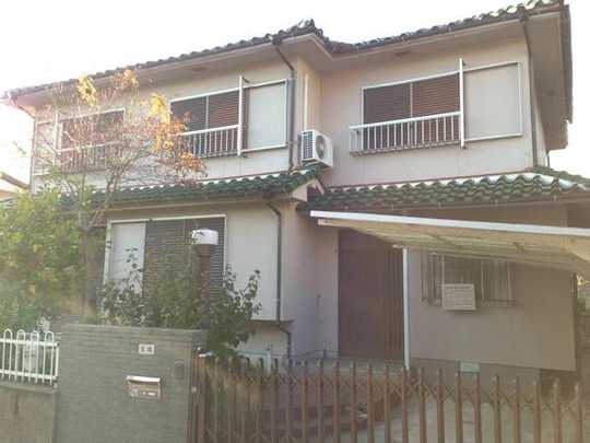 Local appearance photo. Appearance is a picture.