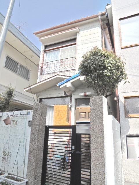 Local appearance photo. Local (April 2013) Shooting