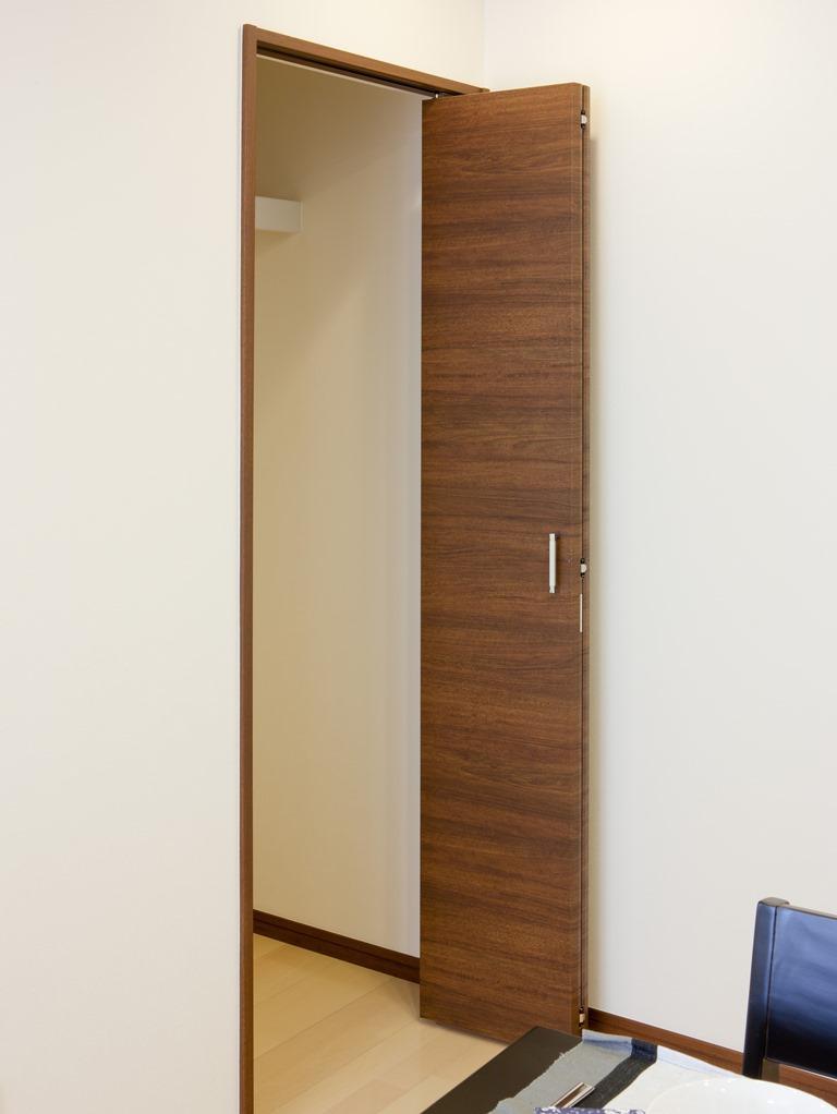 Receipt. Living storage