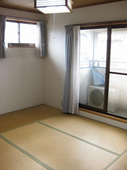 Non-living room. Indoor (10 May 2013) Shooting