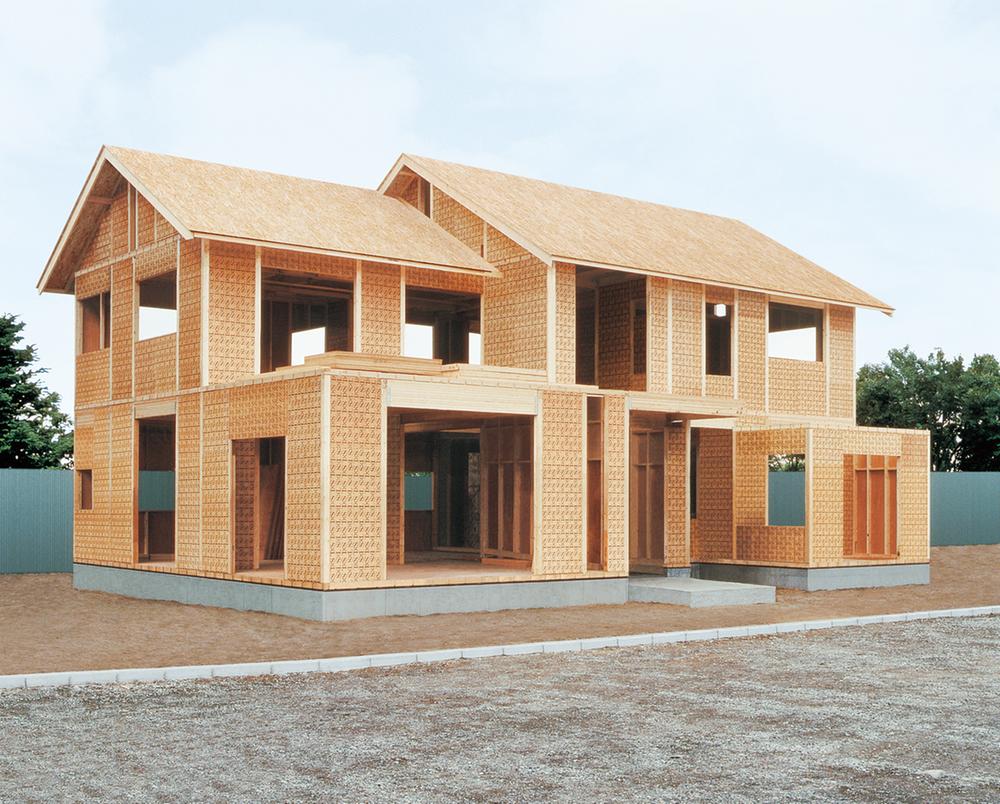 Construction ・ Construction method ・ specification. Of the entire building strong [box] Is hexahedral structure to, Realize the long-term safety and security. 