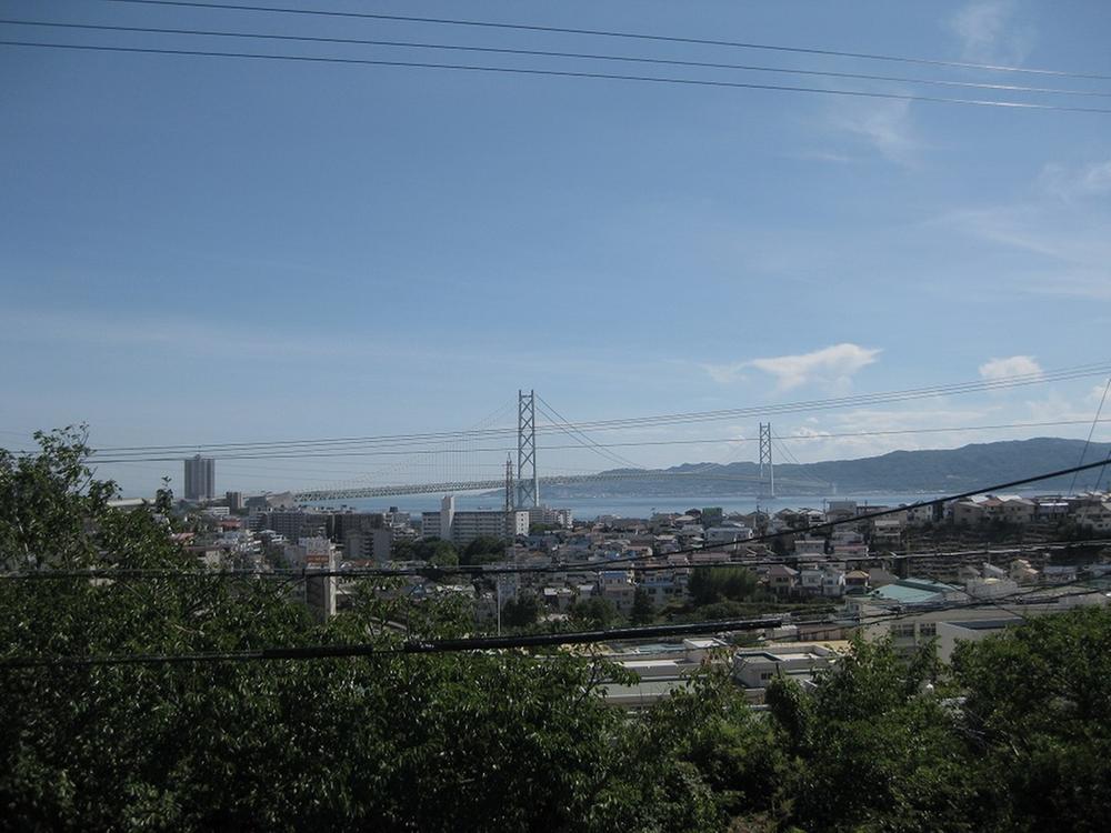 View photos from the dwelling unit. View from the site (August 2013) Shooting