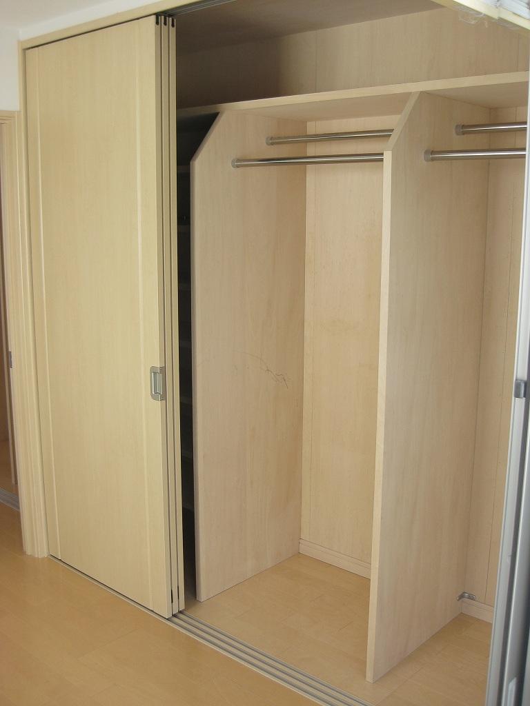 Receipt. Room (August 2013) Shooting