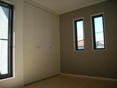 Non-living room. Indoor (12 May 2013) Shooting