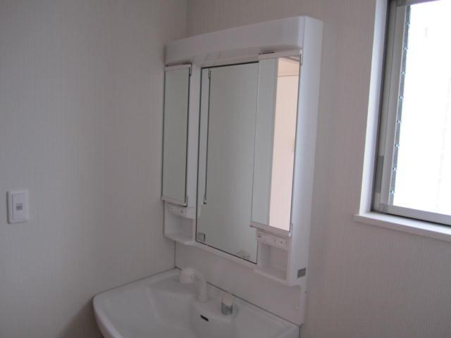 Same specifications photos (Other introspection)