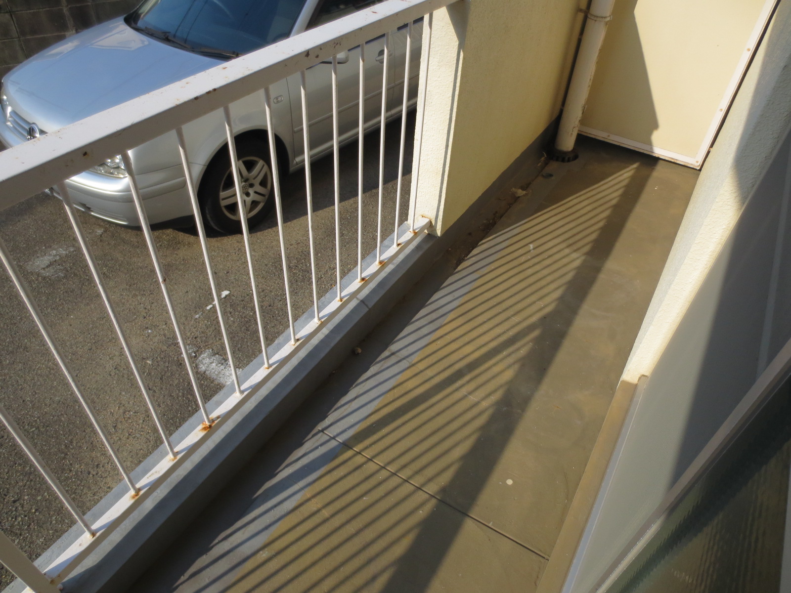 Balcony. Facing south in the day good