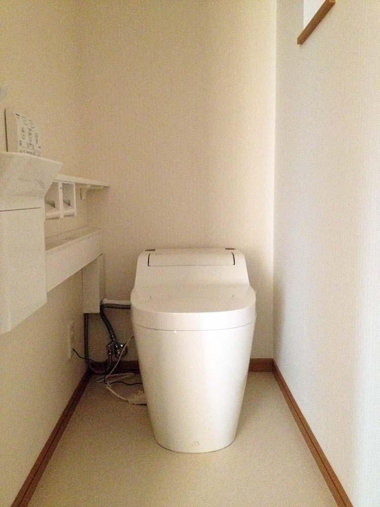 Toilet.  ■ Toilet high-function toilet "La Uno S"