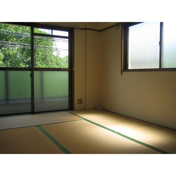 Other room space. Bright Japanese-style room