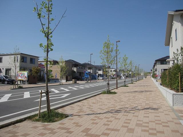 Local photos, including front road. Both live in rich adult children. The center of the walking distance is life, "Garden City Mai Tamon" Bull mail Mai Tamon and K's Denki, A variety of commercial facilities in the town, such as the city of dance Tamon taste, Support a comfortable life!