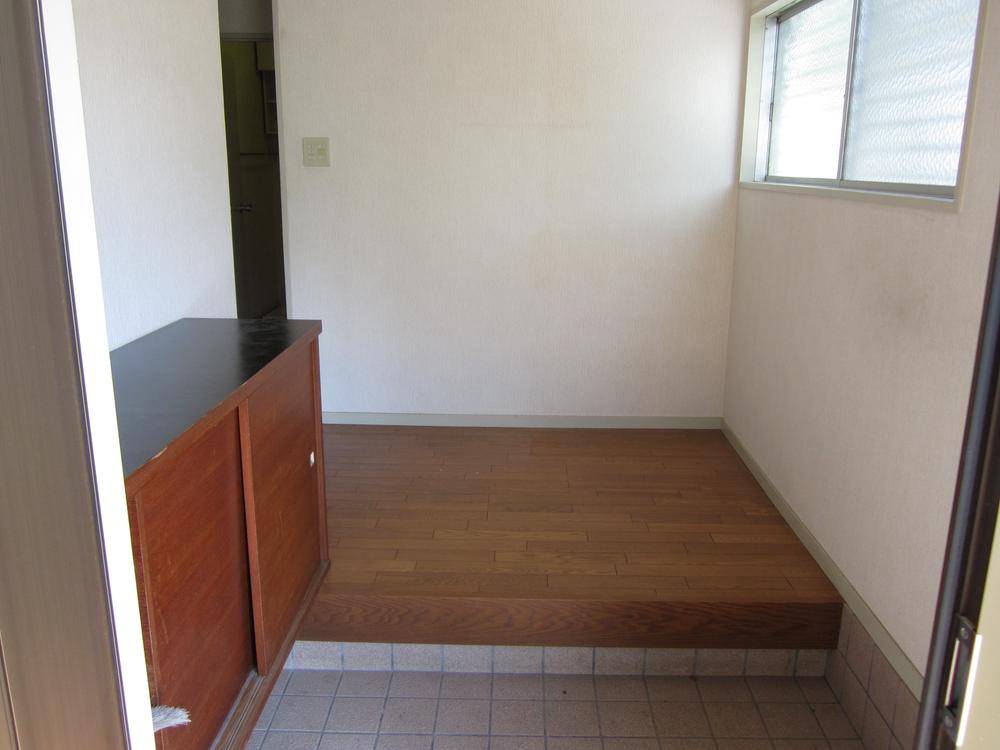 Non-living room. Indoor (September 2013) Shooting