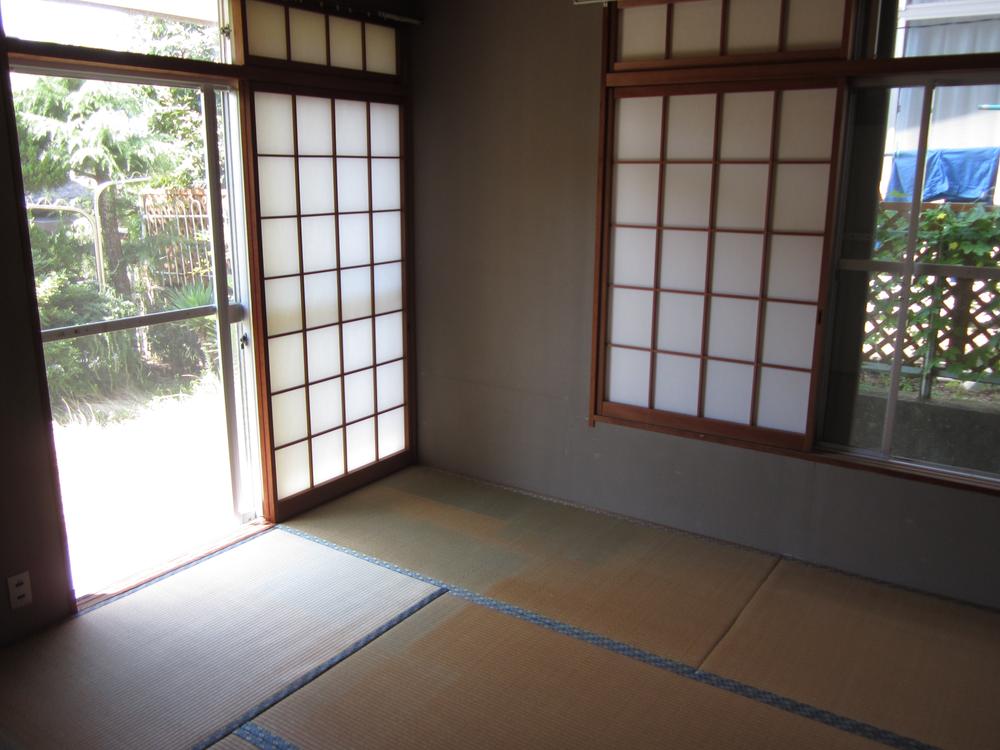 Non-living room. Indoor (September 2013) Shooting