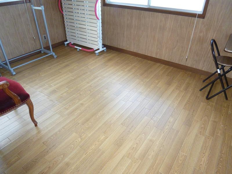 Non-living room. Indoor (12 May 2013) Shooting