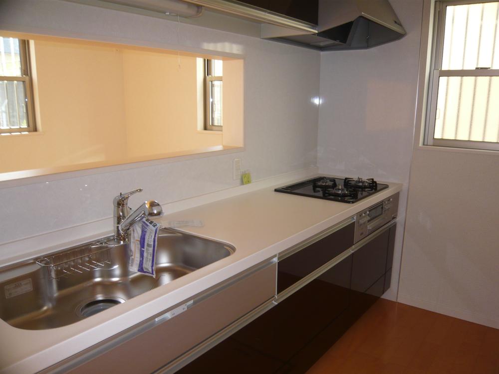 Same specifications photo (kitchen)
