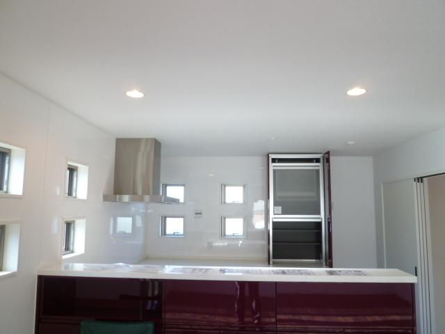 Kitchen. Indoor (12 May 2013) Shooting