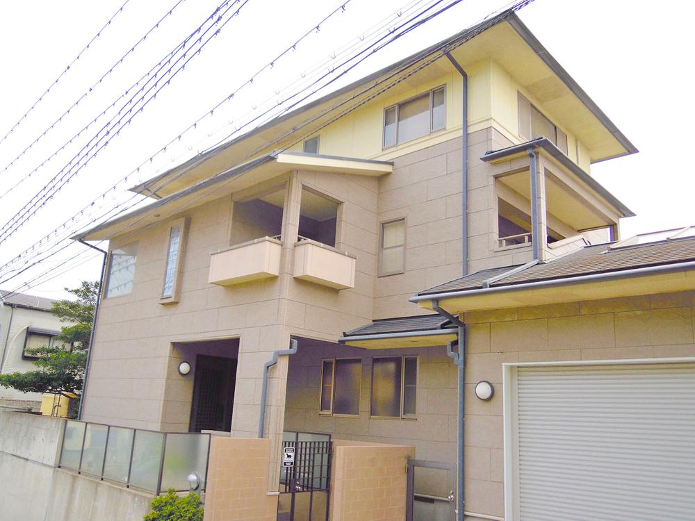 Local appearance photo