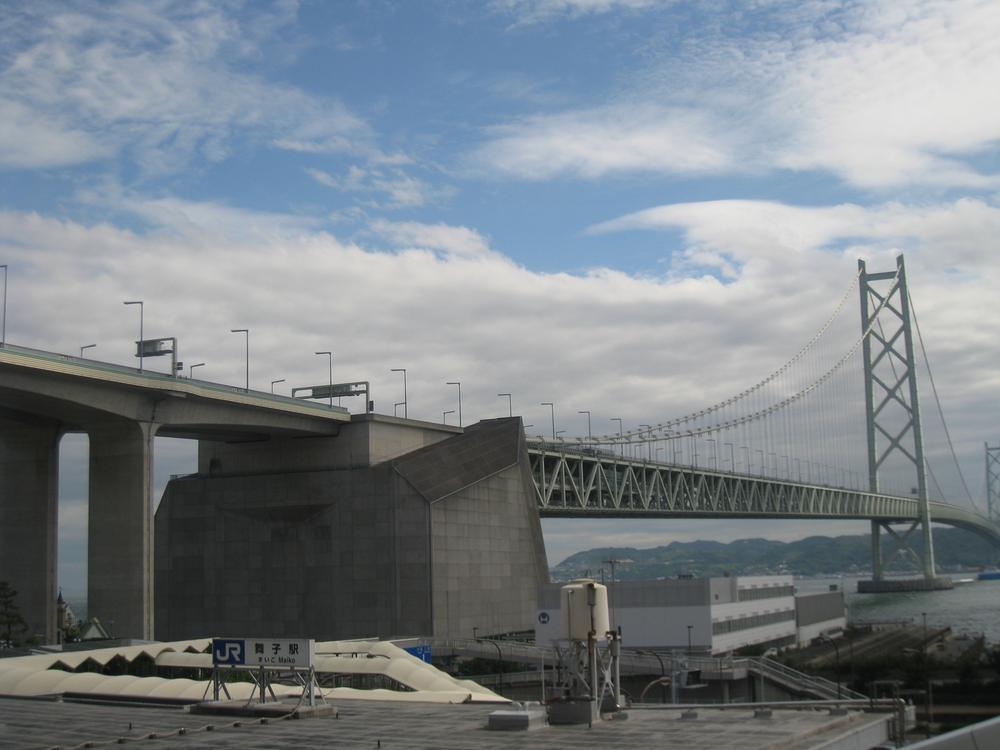 station. Day-to-day commuting is superb view overlooking the approximately 17-minute Akashi walk from JR Maiko Station ・ Adorned fun school