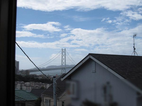 View photos from the dwelling unit. Local (10 May 2013) Shooting