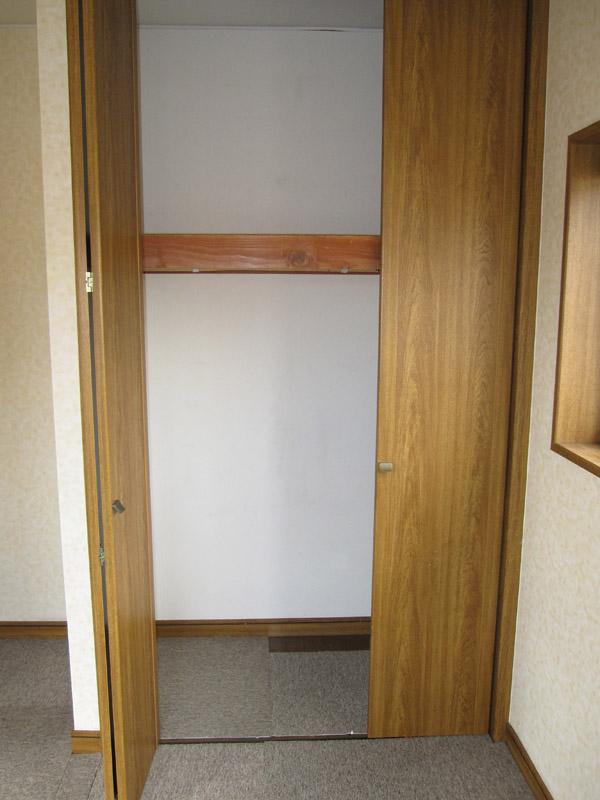 Receipt. Local (10 May 2013) Shooting