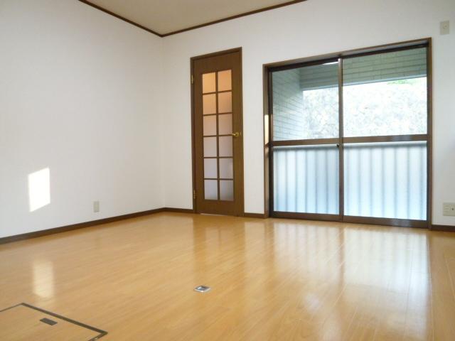 Living. Bright living room