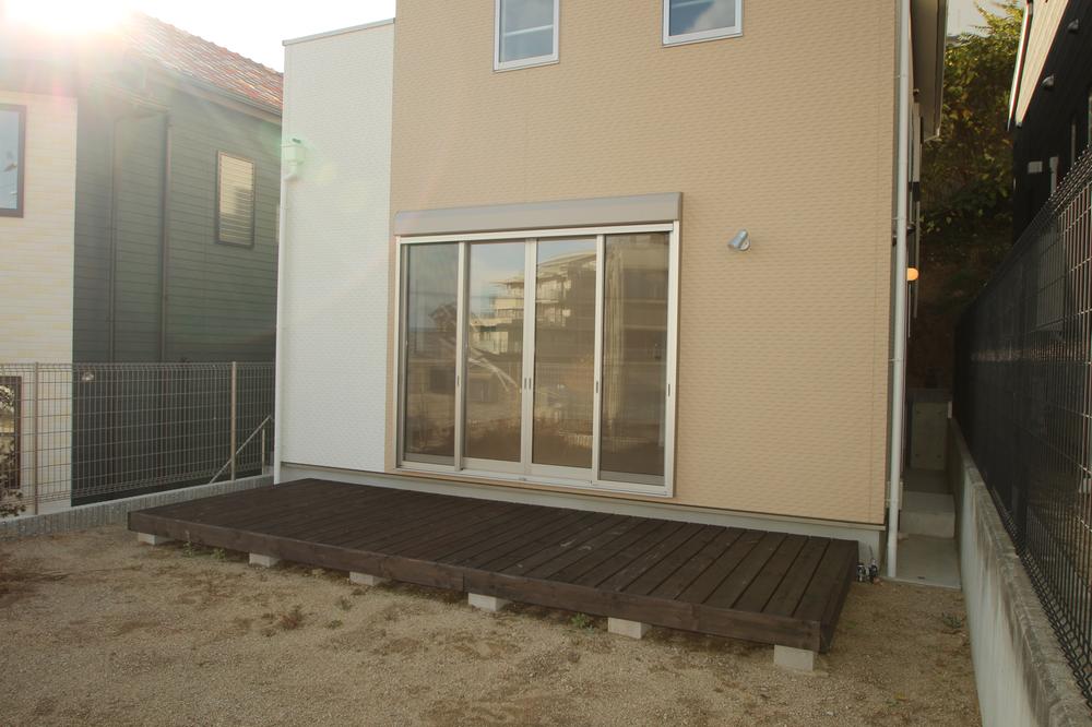 Local appearance photo. Local (11 May 2013) Shooting