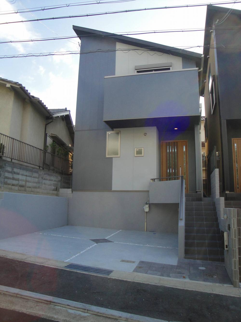 Local photos, including front road. Local (September 2013) Shooting