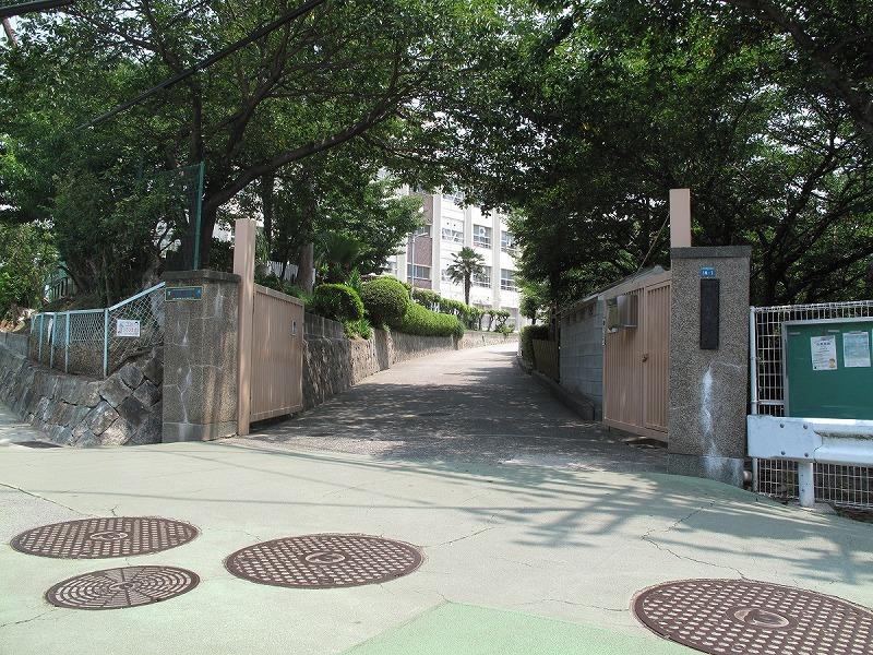 Primary school. 1197m to Kobe Municipal Shioya Elementary School