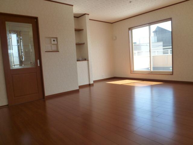 Living. Indoor (September 2013) Shooting