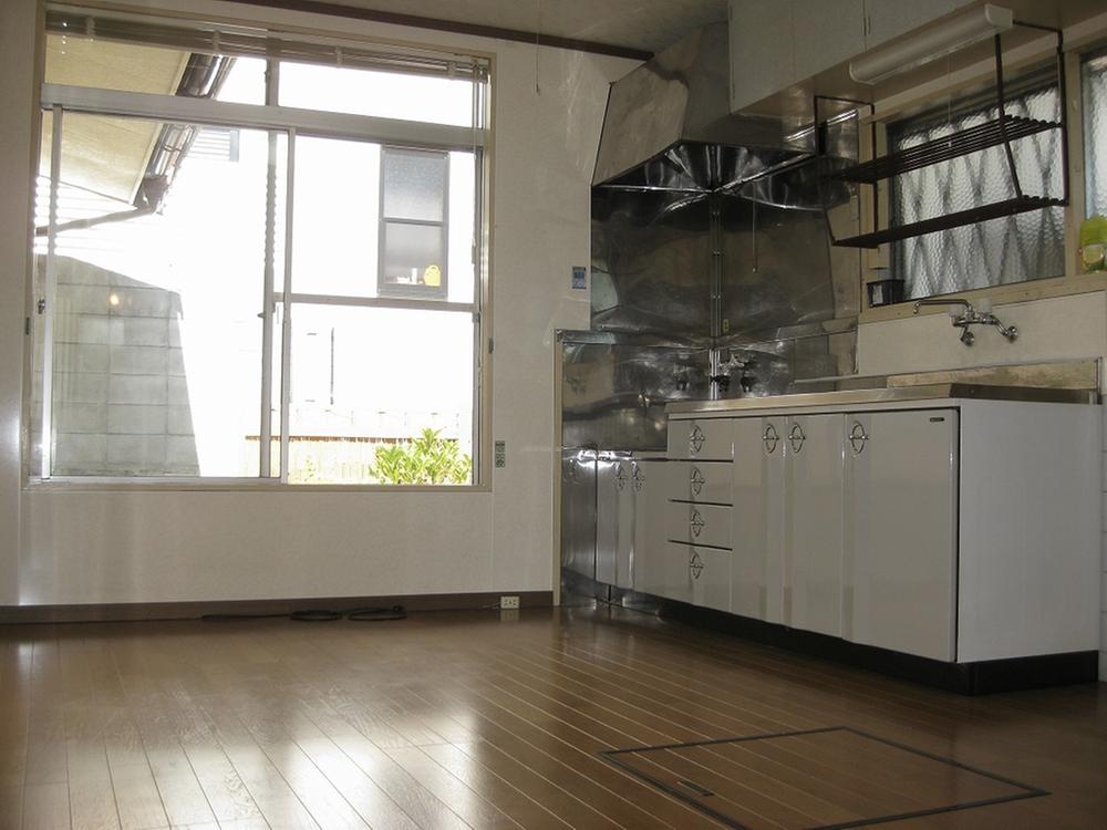 Living. Room (August 2013) Shooting