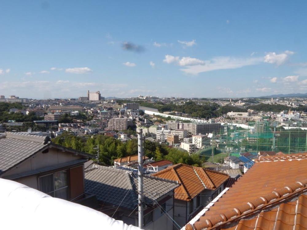 View photos from the dwelling unit. View from local (September 2013) Shooting