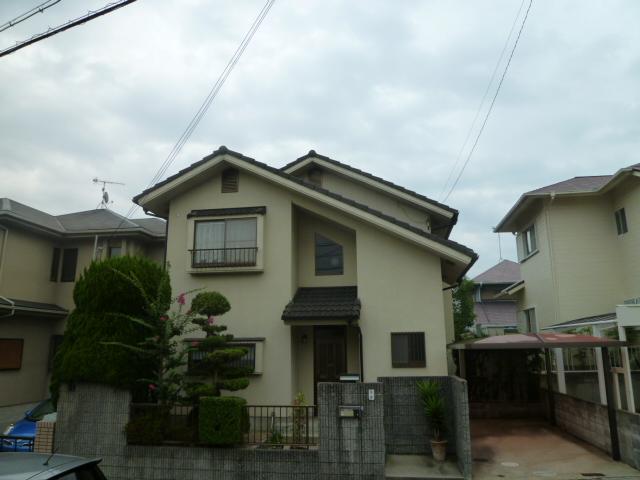 Local photos, including front road. Local (August 2013) Shooting