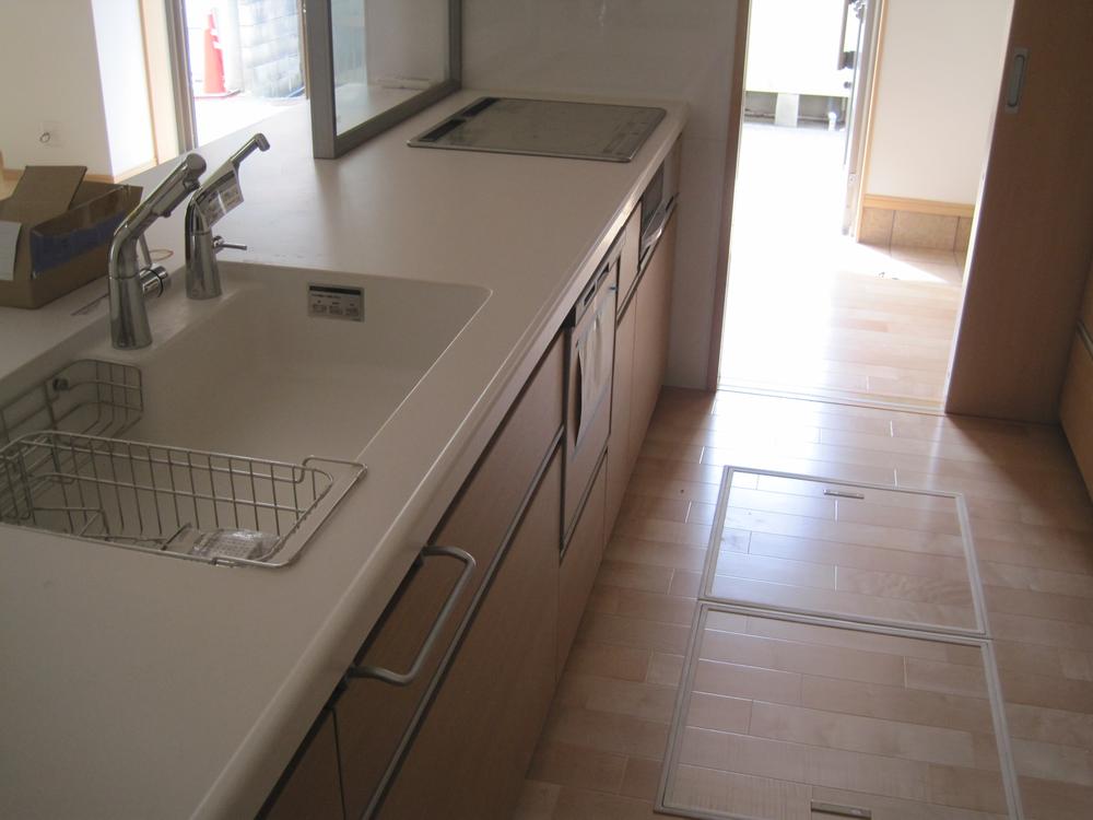 Kitchen. Local (10 May 2012) shooting