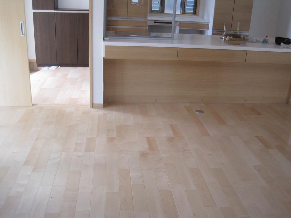 Living. Local (10 May 2012) shooting