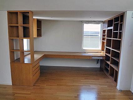 Other introspection.  ◆ The main bedroom of about 21 quires there is a study!