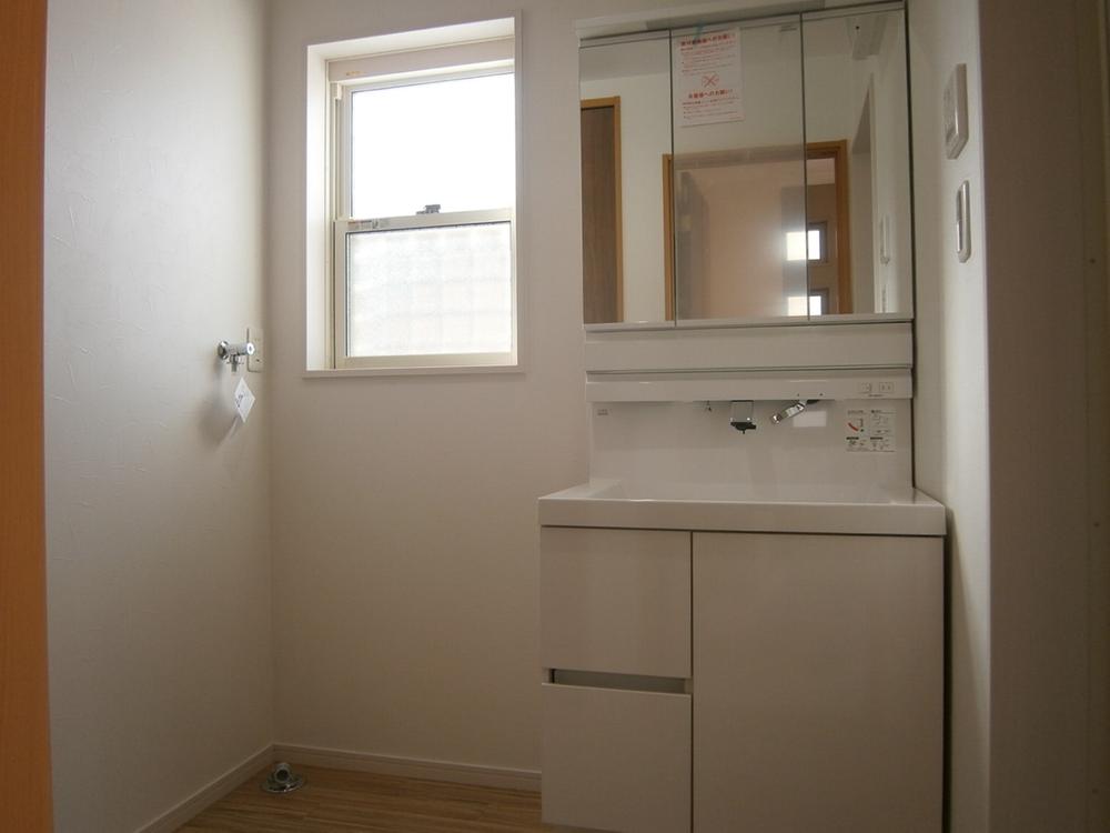 Wash basin, toilet. It will be bright spaces have windows in dressing room