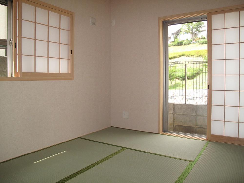 Same specifications photos (Other introspection)