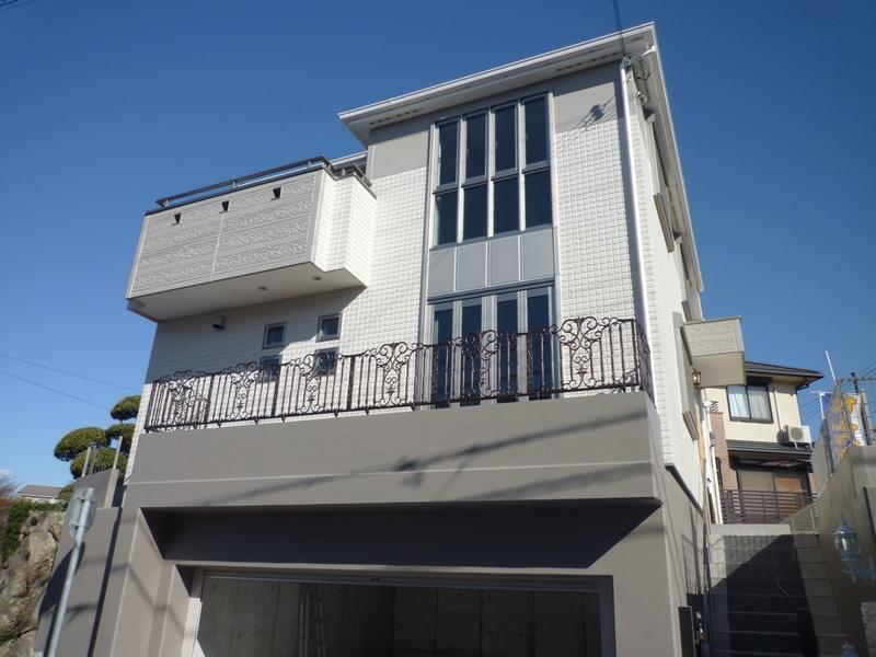 Local appearance photo. Local (11 May 2013) Shooting