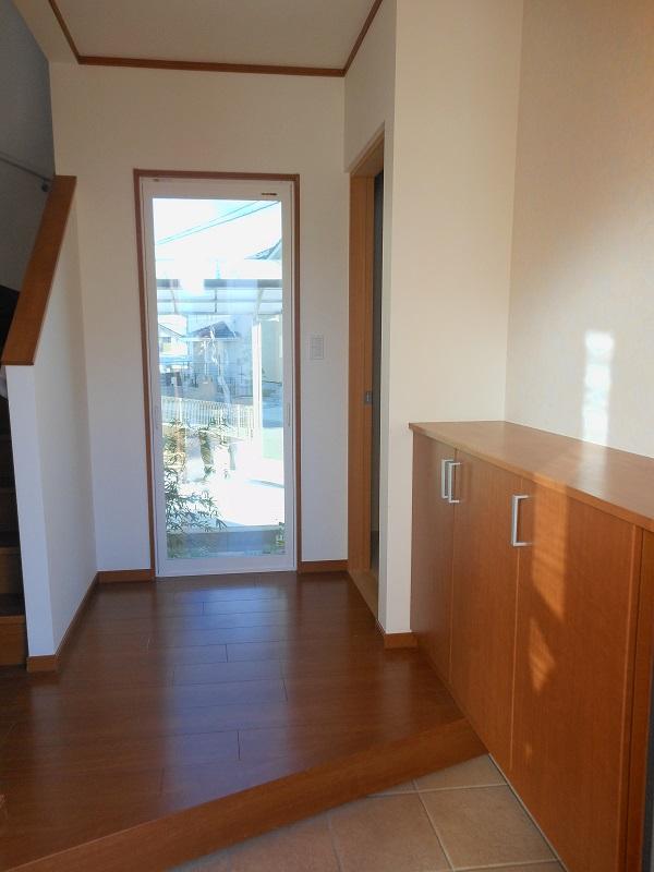 Entrance. It is the entrance of the spread!