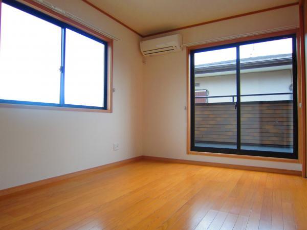 Non-living room. Western-style 1