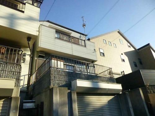 Local appearance photo. Local (11 May 2013) Shooting