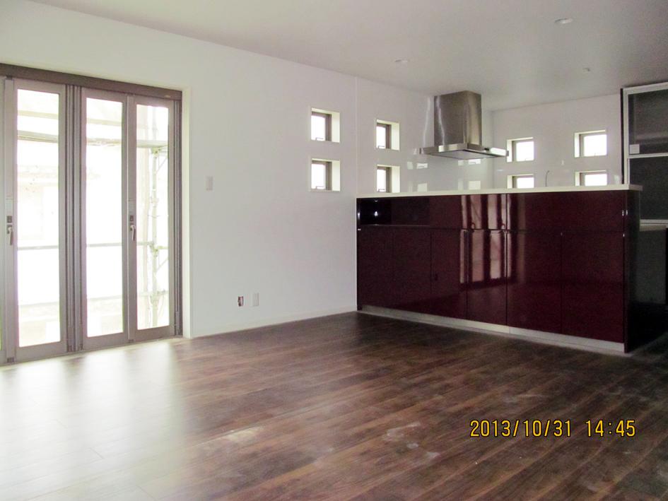 Living. Well bright living room per yang