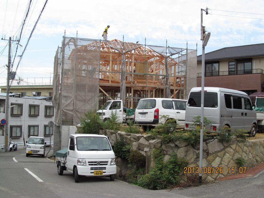 Local photos, including front road. Local (August 2013) Shooting